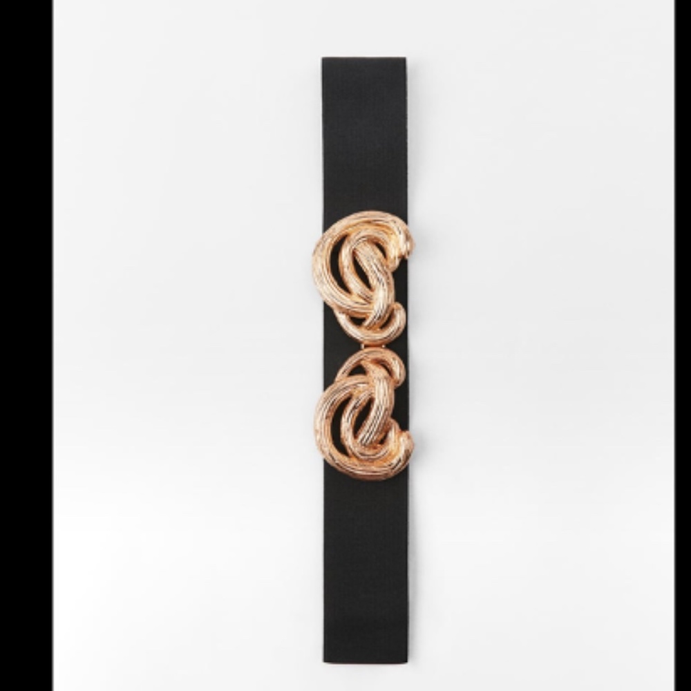 🖤 BUCKLED STRETCH BELT
